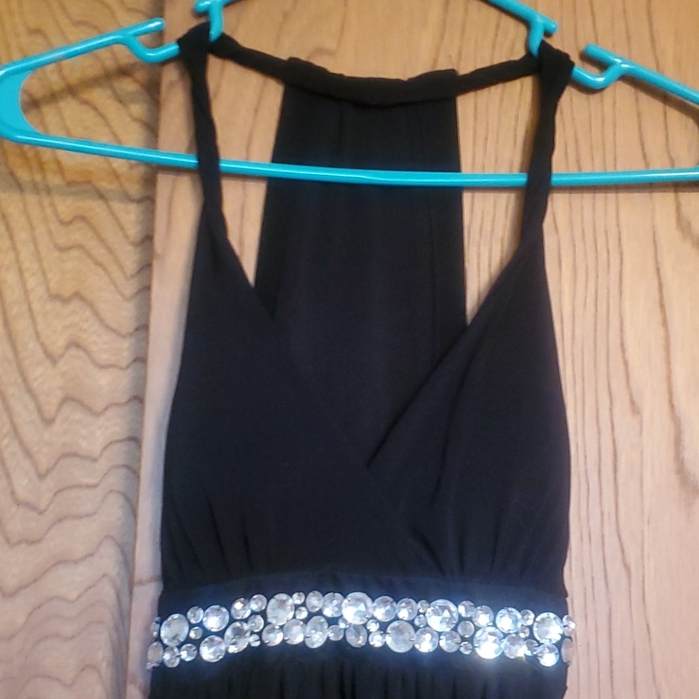 Dress - Picture 2 of 4